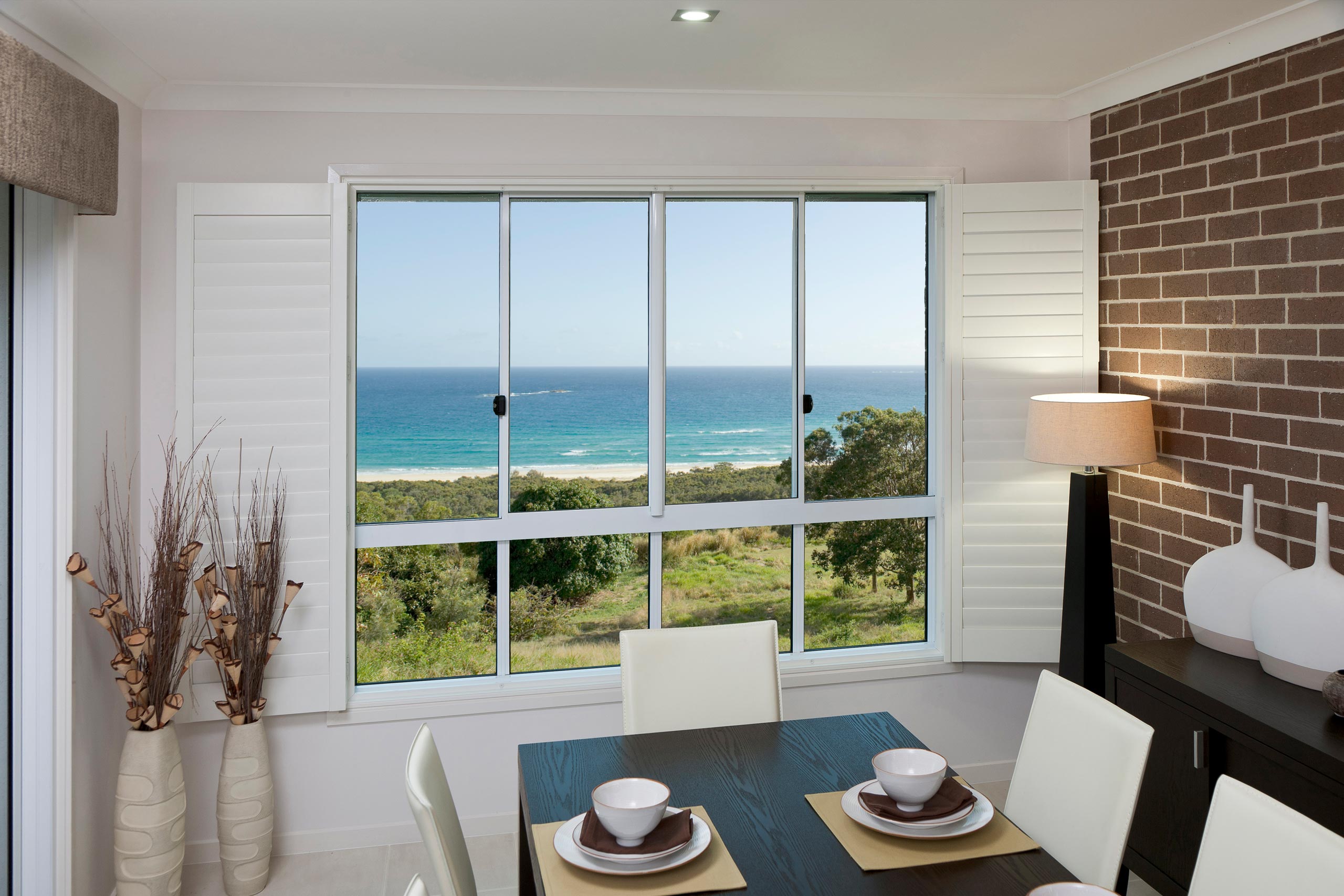 classic-sliding-window-5